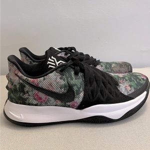 Nike Kyrie Low 1 Floral